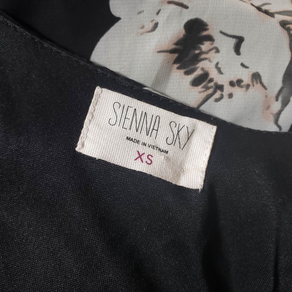 Sienna Sky Women's size X-Small Black Lined Floral Dress - Gently Used - Picture 7 of 8